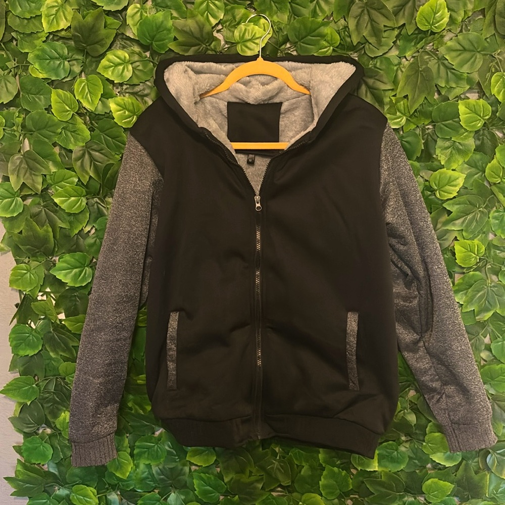 Unbranded, Varsity Jacket in Black and Gray (M)